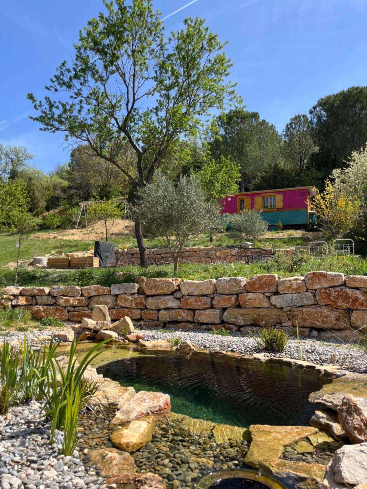 Roulotte Bohemian Lover In Provence, วาล็องโซล ภายนอก รูปภาพ